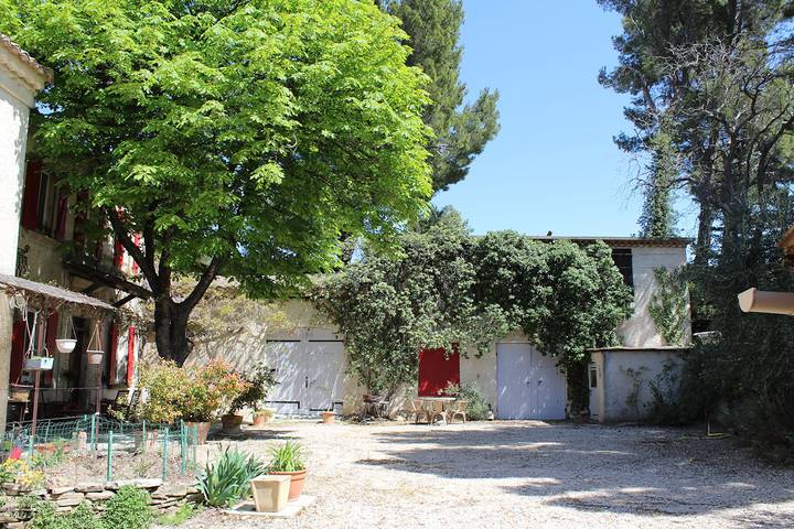 Gîte pour 10 personnes, avec piscine et terrasse, animaux acceptés dans le Vaucluse - 2