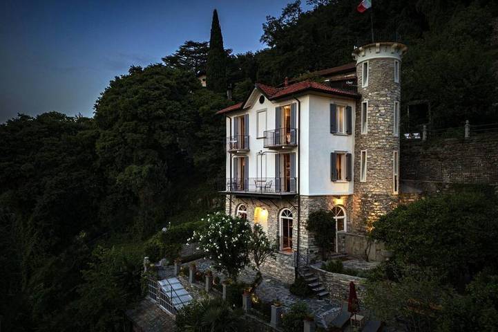 Villa La Solitaria in Blevio, Comer See