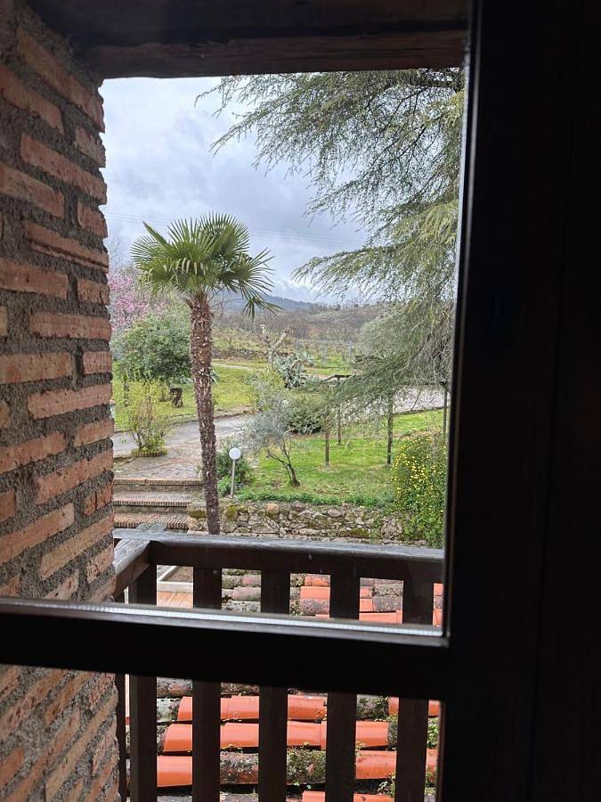 Casa rural para 2 personas, con Balcón y Terraza además de Jacuzzi y Jardín en La Vera - 2