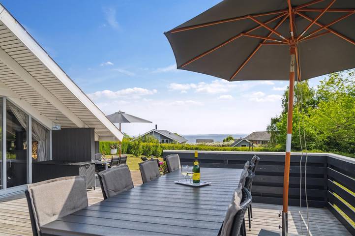 Ferienhaus für 7 Personen, mit Whirlpool und Terrasse sowie Garten und Sauna in Mommark - 2