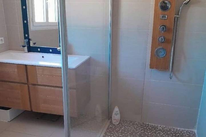 Location de vacances pour 8 personnes, avec jardin à Jouques - 4