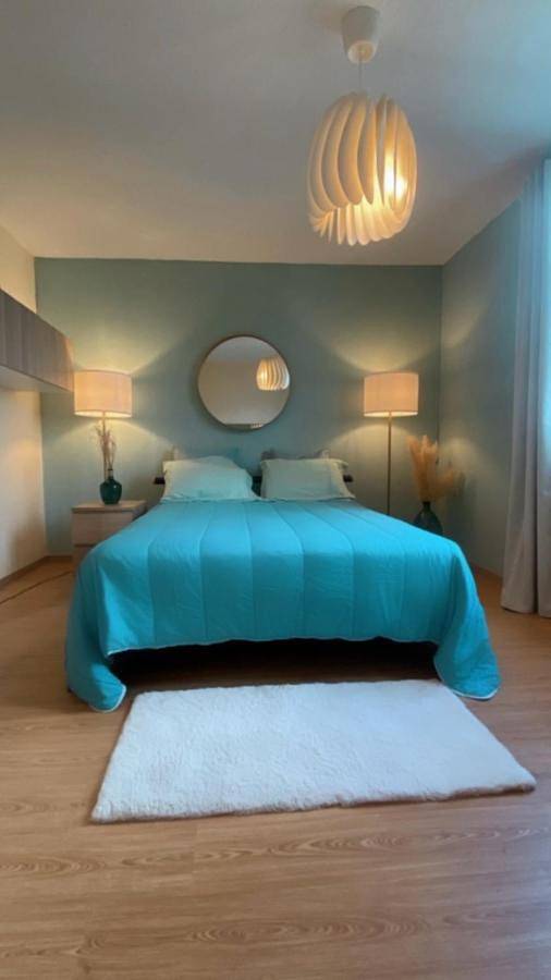 Appartement de vacances entier, Superbe Chambre avec vue et salle d eau privative dans duplex de 140m2 - proche Chu Clermont in Beaumont (Puy-de-Dôme), Parc naturel régional des Volcans d'Auvergne
