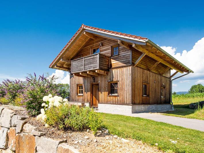 Ferienhaus für 4 Personen, mit Garten und Sauna sowie Terrasse