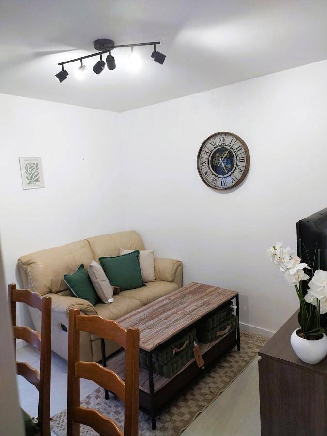 Townhouse - entire in Prinquiau, Vallée de la Loire