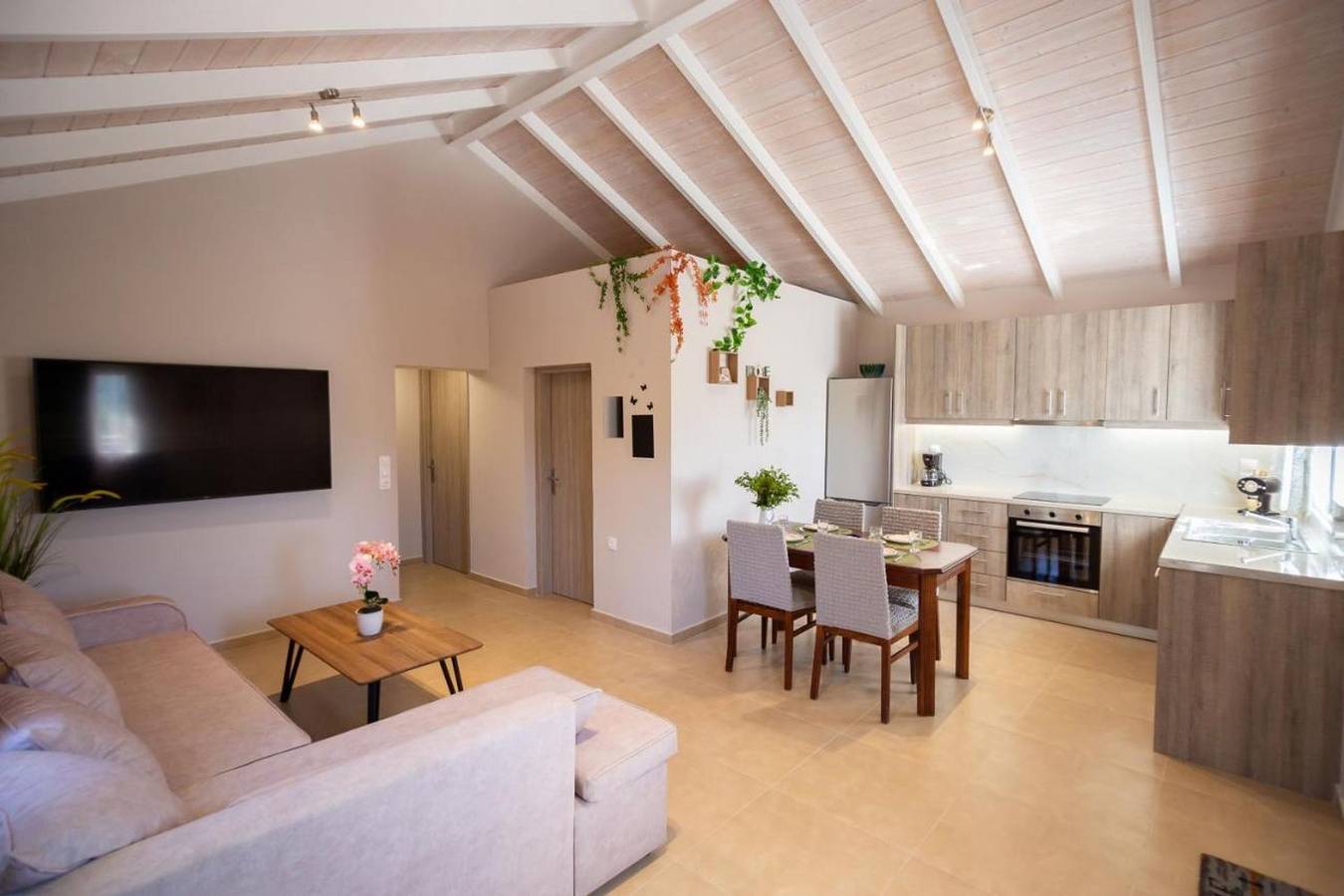 Ferienhaus für 6 Personen mit Balkon in Keri, Laganas