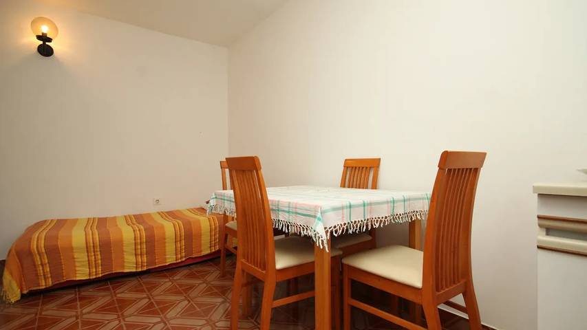 Gîte pour 4 personnes, avec terrasse à Premantura - 3