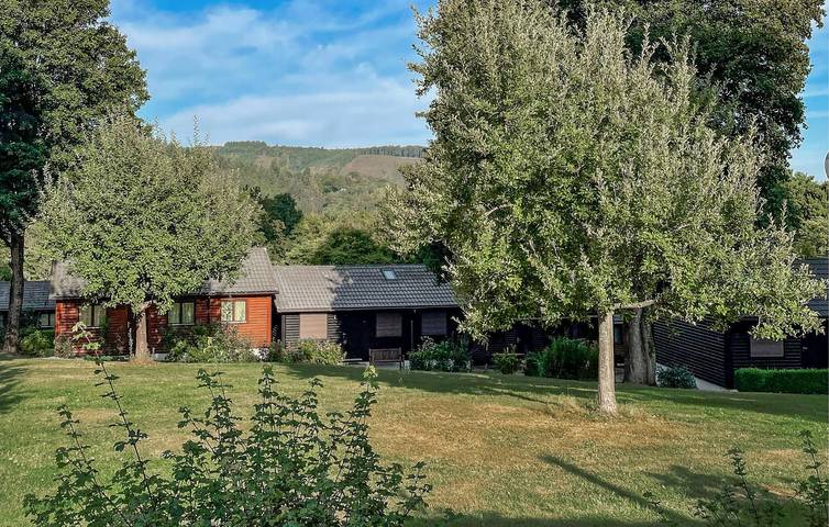 Location de vacances pour 4 personnes, avec terrasse à Rendeux - 3