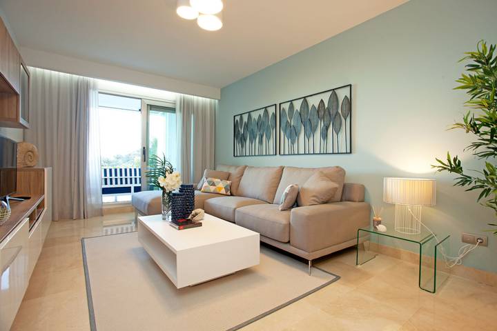 Gîte pour 6 personnes, avec terrasse ainsi que piscine et jardin à Ojén - 4