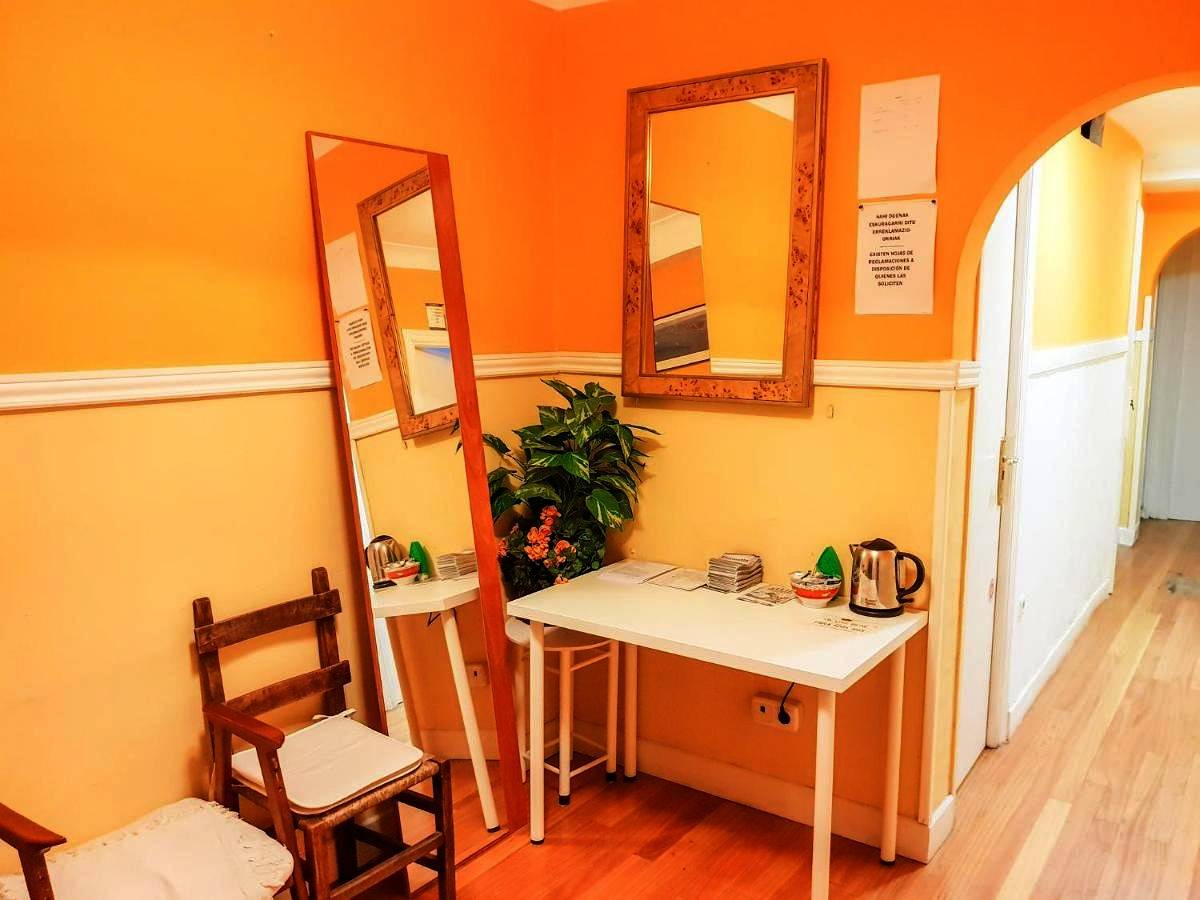 Single Room with Shared Bathroom in Kontxa hondartza - Playa de la Concha (San Sebastian), San Sebastián