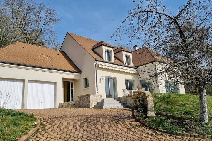 Villa pour 6 personnes, avec Balcon et Terrasse ainsi que Jardin et Vue