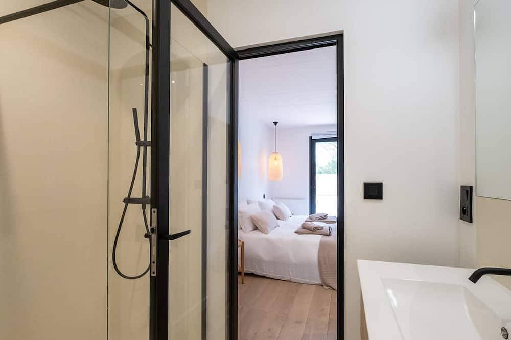 Maison neuve tout confort avec piscine chauffée in Les Portes-en-Ré, Île de Ré