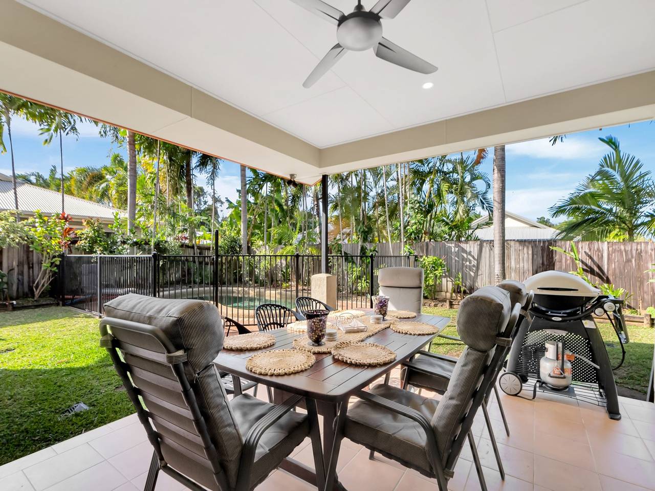 Holiday Apartment for 7 People in Cairns, Far North Queensland