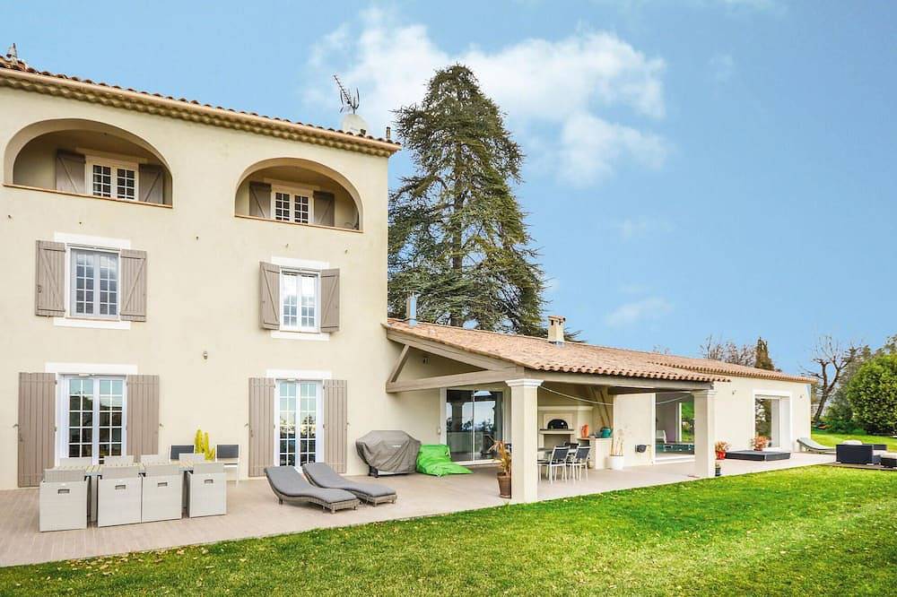 Preciosa casa en La Gaude con cocina in La Gaude, Region de Cannes