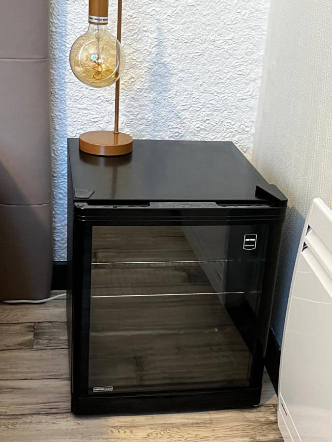 Hôtel pour 2 personnes, avec terrasse dans Chooz - 2