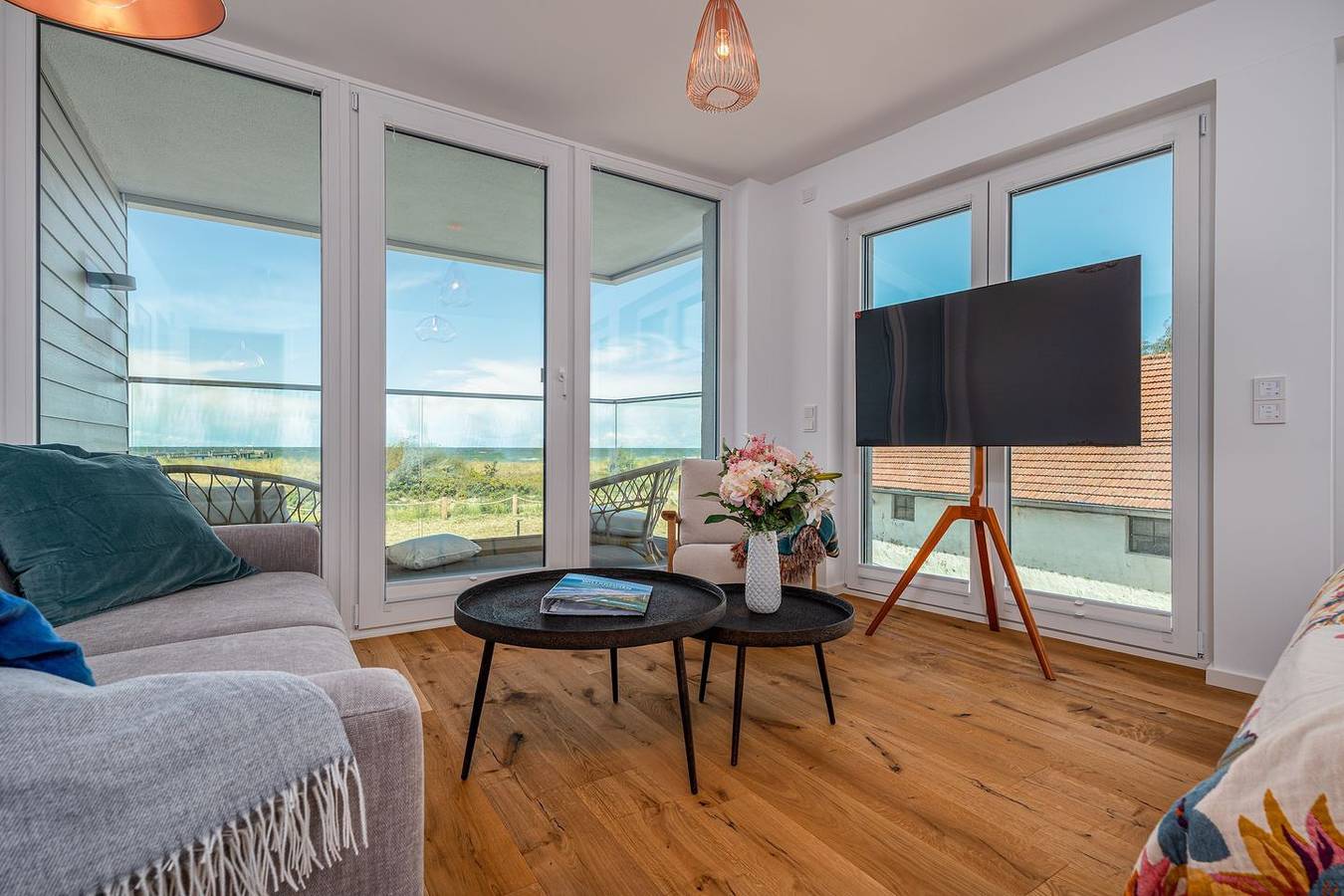 Ganze Wohnung, Ferienwohnung mit Meerblick in strandnaher Lage in Graal-Müritz, Rostock und Umgebung
