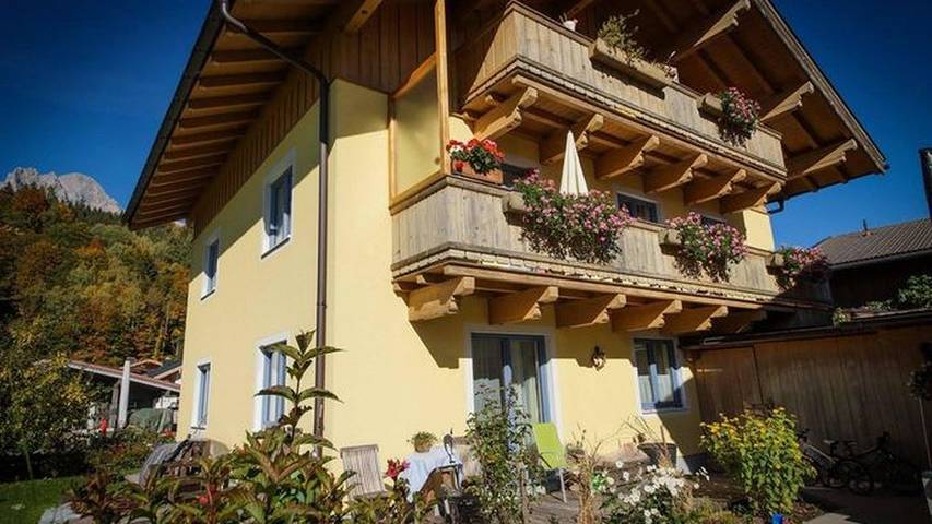 Hütte für 2 Personen, mit Balkon, kinderfreundlich in Leogang
