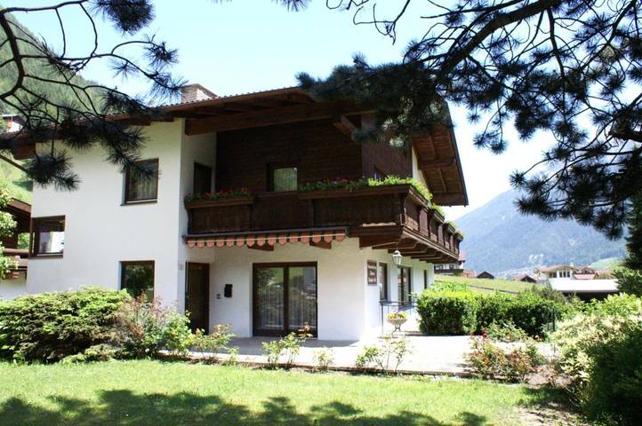 Ferienwohnung für 4 Personen, mit Terrasse und Ausblick