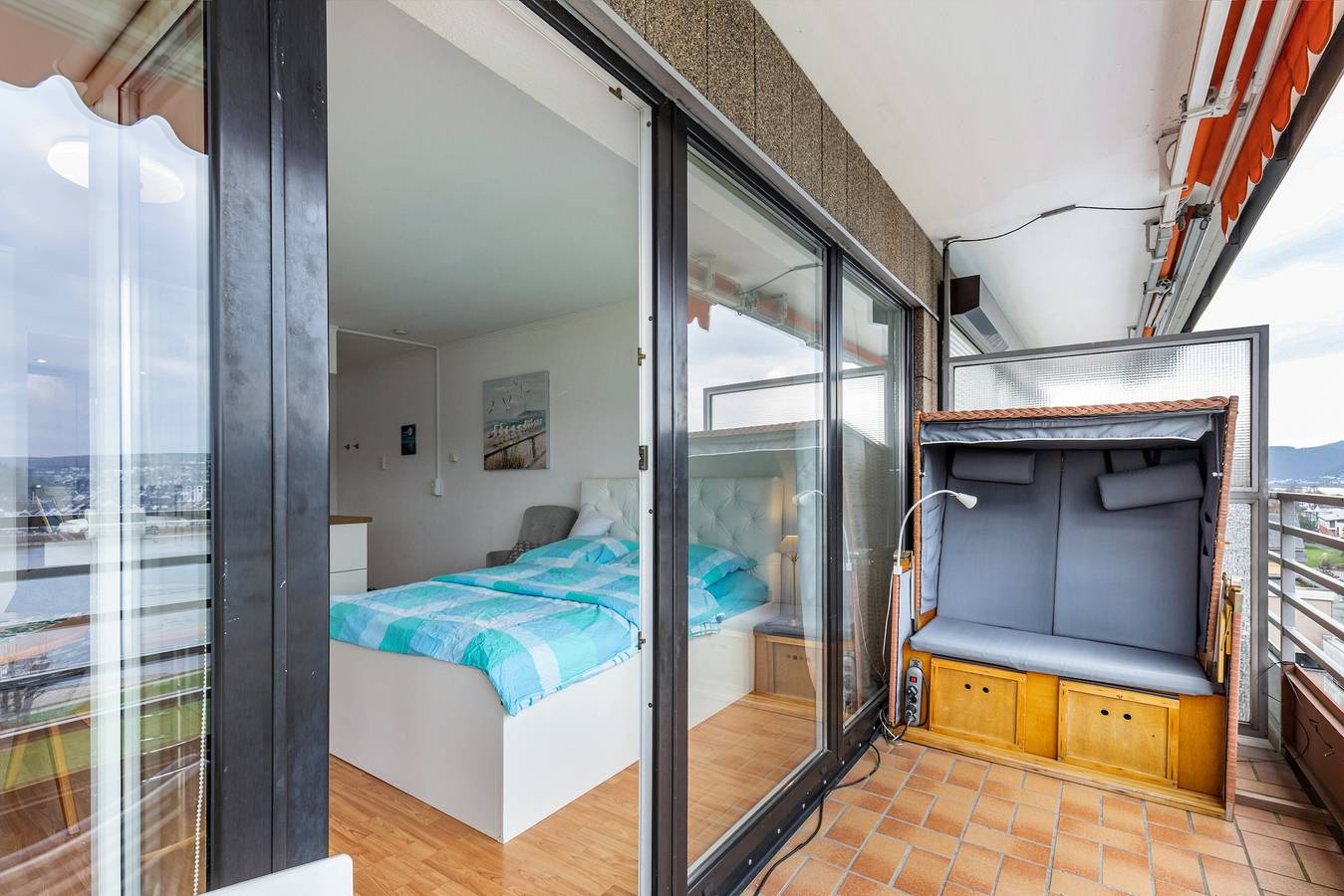 Ganze Wohnung, Ferienwohnung 'Rhein 8' mit Balkon und Wi-Fi in Bad Hönningen, Osteifel