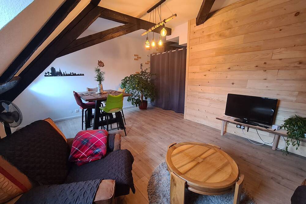 Appartement entier, La  Thannopee - Le logis de charme du randonneur in Thann, Parc naturel régional des Ballons des Vosges