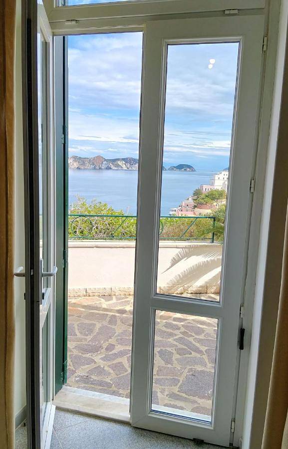 Villa Ersilia in La parata, Ponza