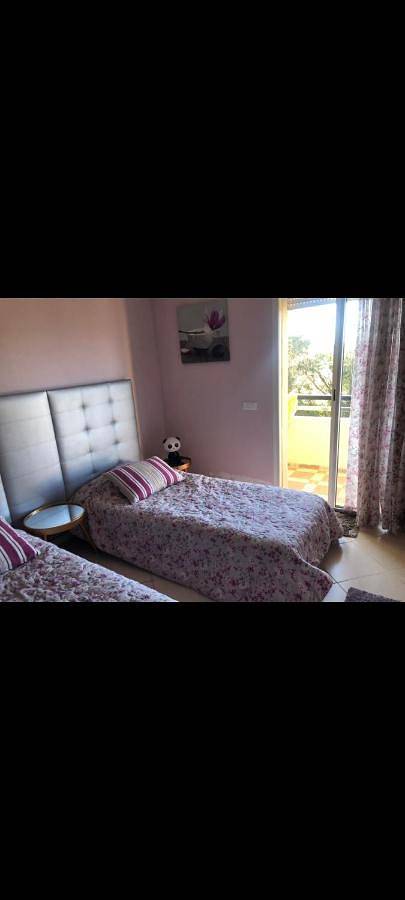 Ferienwohnung für 5 Personen, mit Ausblick und Pool sowie Balkon - 1