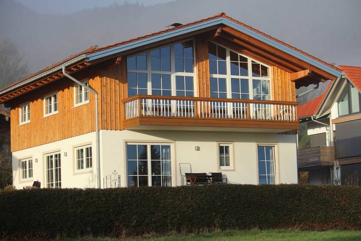 Ferienwohnung für 4 Personen, mit Balkon und Terrasse sowie Garten