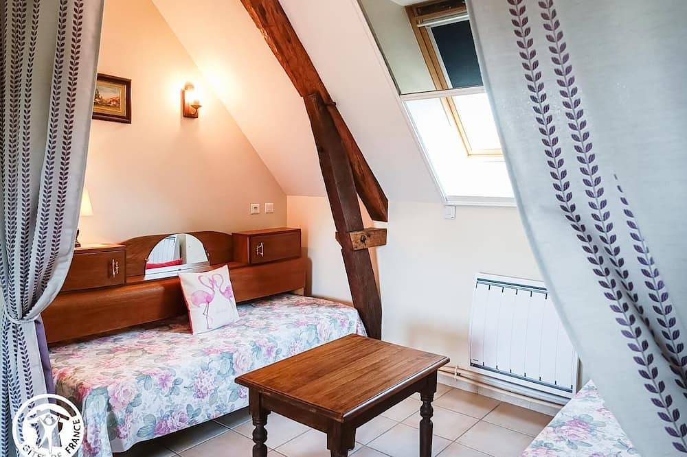 Gîtes de France® - Le Colombier Ensoleillé in Puybrun, Lot