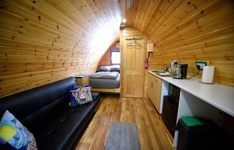 Glamping for 4 people, with Terrace and Garden as well as View on the Isle of Skye