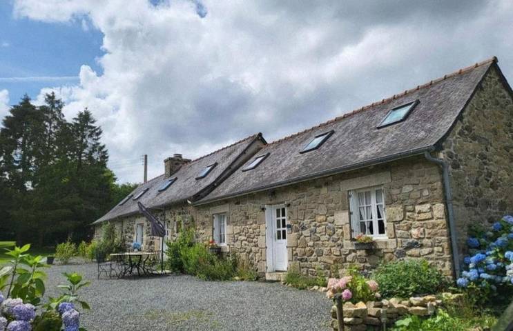 Location de vacances pour 4 personnes, avec jardin et terrasse, animaux acceptés à La Chapelle-Neuve - 2