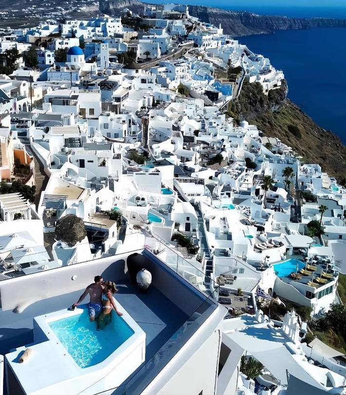 Maison d’hôte pour 2 personnes, avec balcon et jacuzzi à Thera - 2