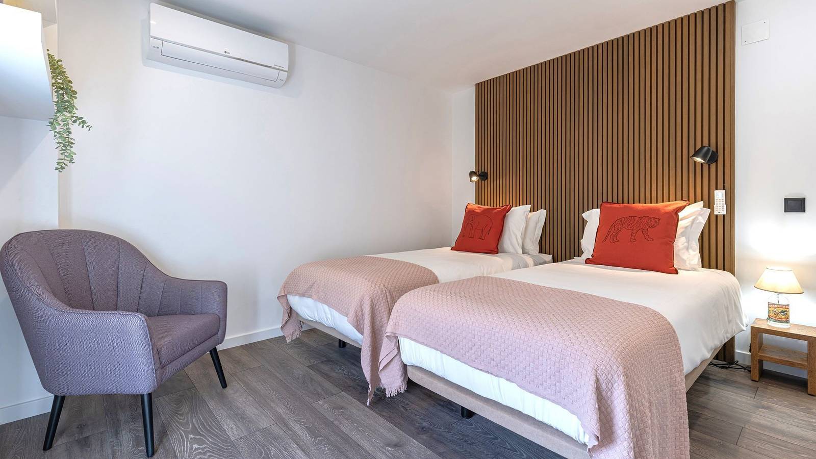 Apartamento inteiro, Amazing 3Bdr Duplex in Lisbon by Lovelystay in Lumiar, Costa de Lisboa