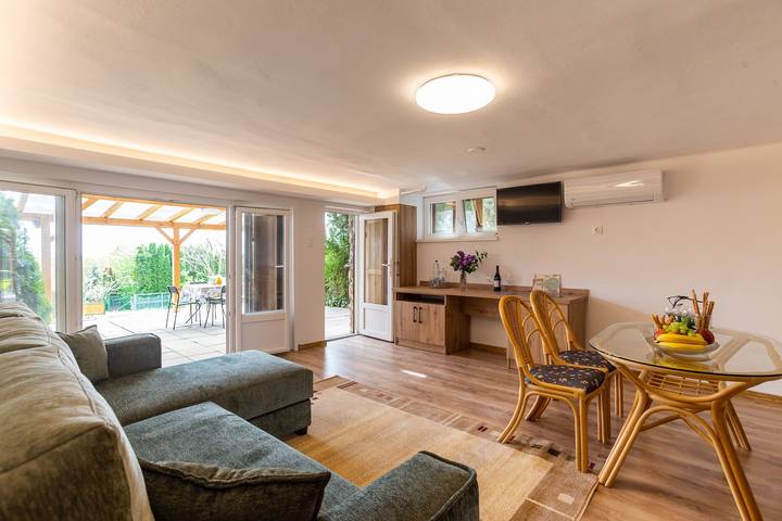 Ferienhaus für 5 Personen, mit Seeblick und Balkon in Ungarn - 4