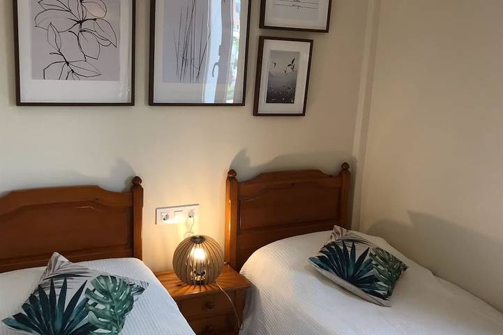 Appartement entier, 1ªLínie! Directement sur la plage, vue sur la mer, piscine, climat, WIFI in El Palmar, Costa Blanca