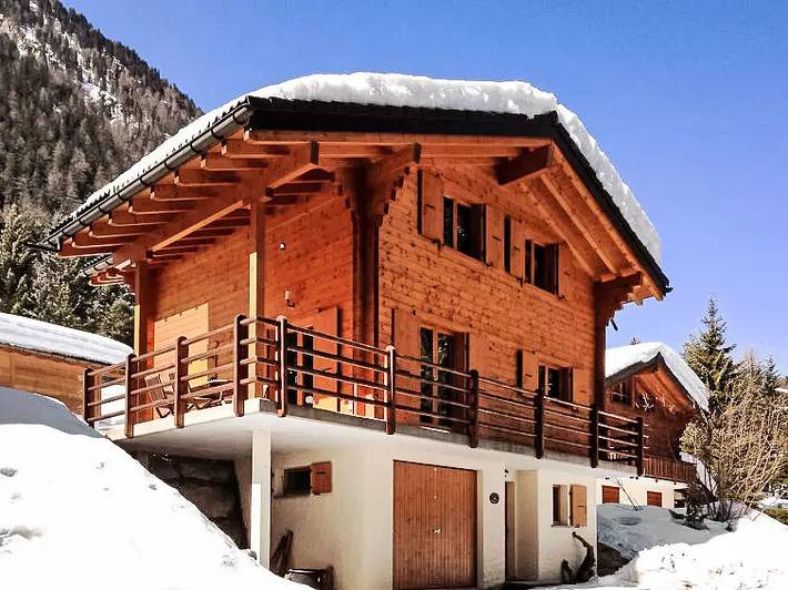 Chalet für 8 Personen, mit Terrasse in Orsières