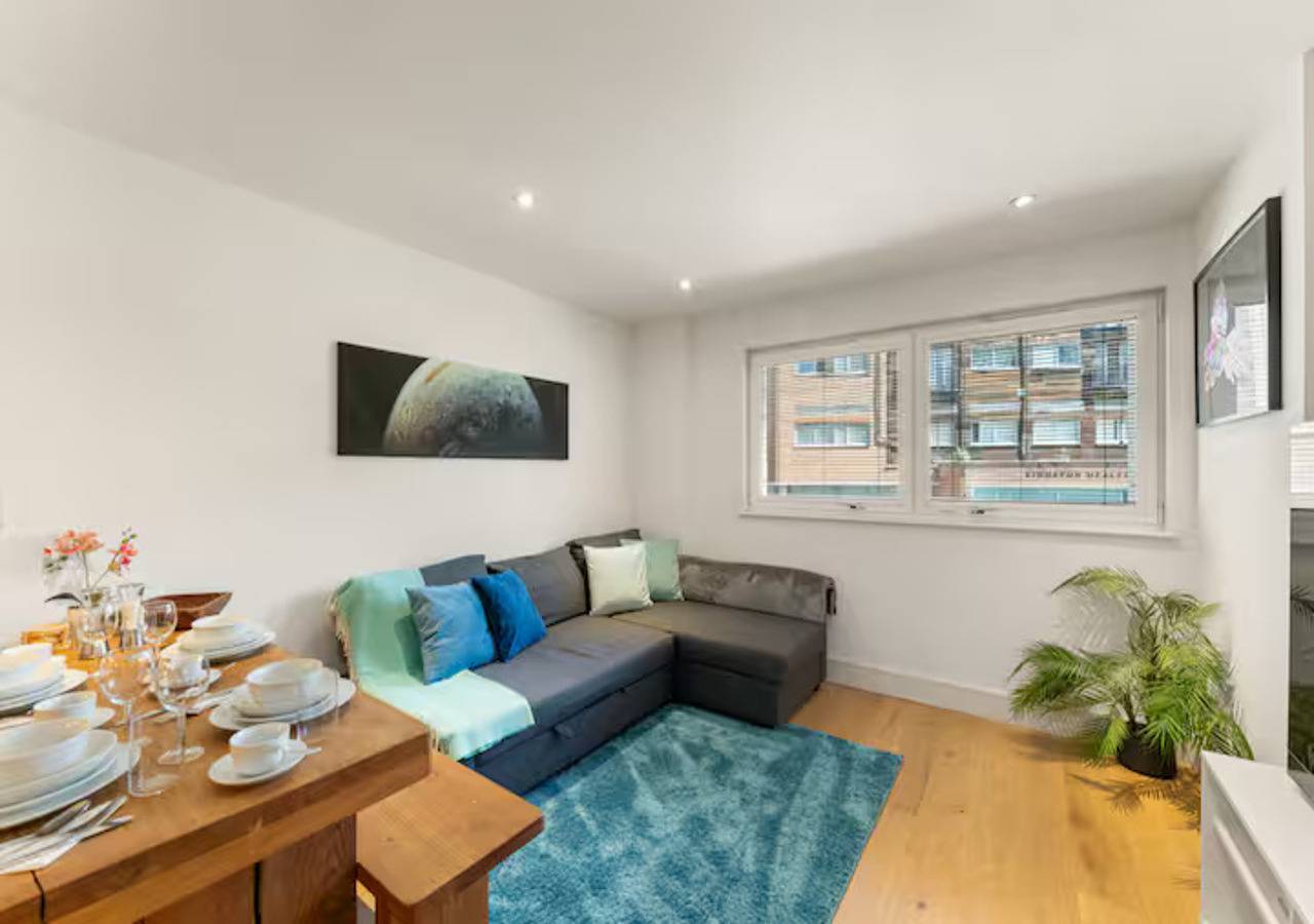 Ganze Wohnung, Lovely, spacious 2Br Apartment central Kingston - Pass the Keys in Kingston an der Themse, London