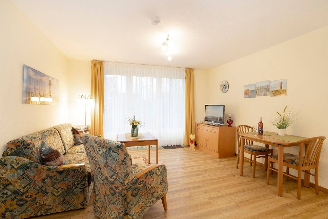 Ganze Ferienwohnung, Lindenbuschen 2 Wohnung 3 in Kellenhusen, Ostholstein