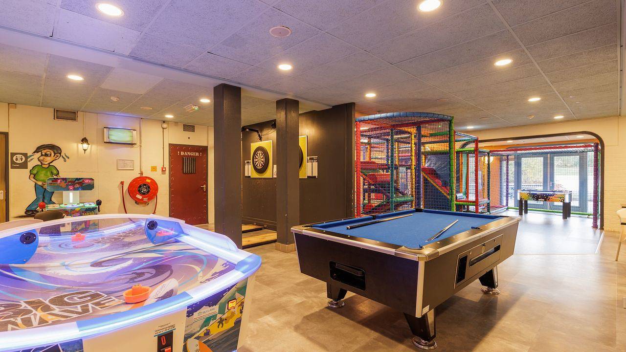 Geheel vakantieappartement, Vakantieappartement voor 4 personen met terras in Borger, Drenthe
