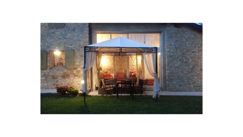 Ferienhaus für 10 Personen, mit Terrasse und Garten sowie Pool und Ausblick