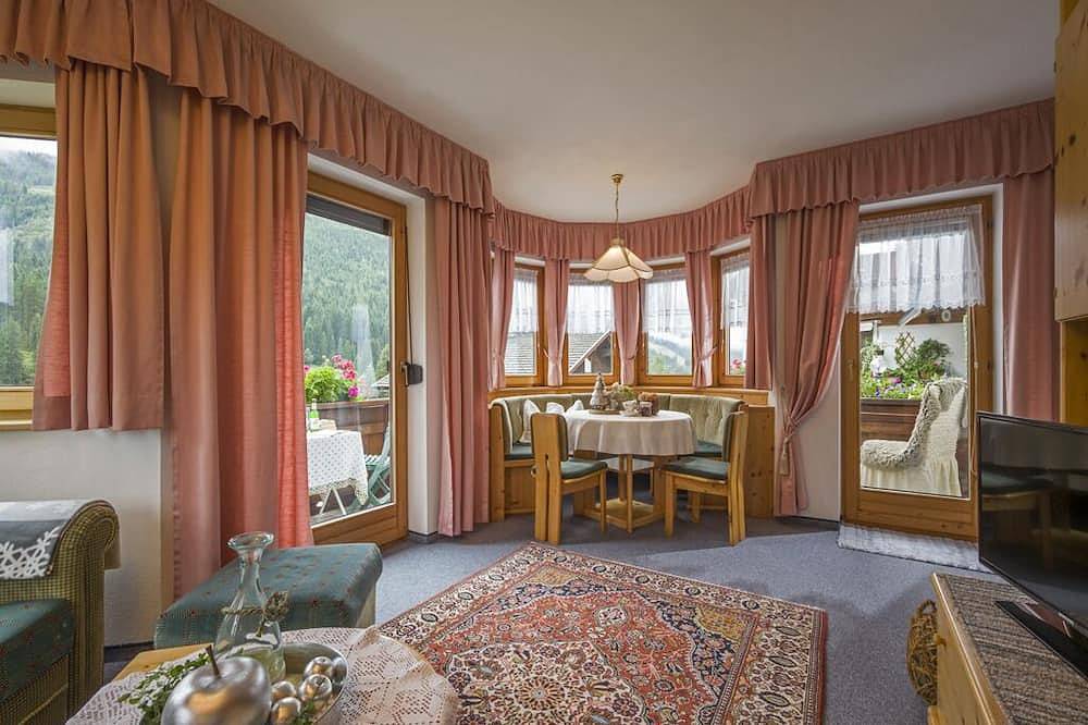 Apartment \"Garden view\" for 2 to 4 persons in Gerlos, Ziller valley alps