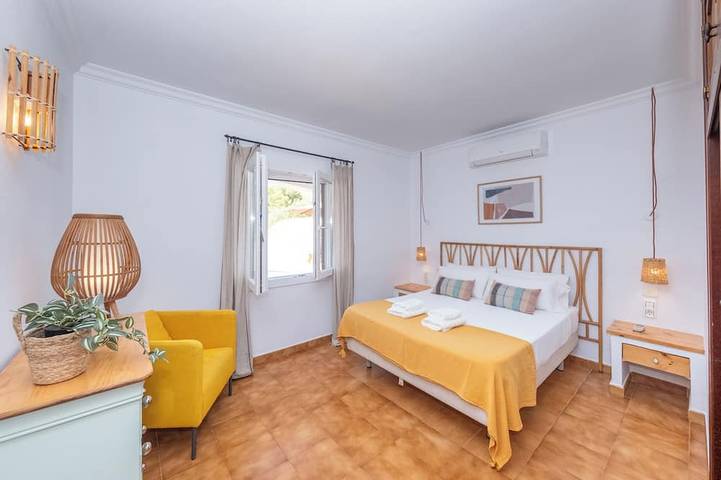 Exclusive villa in Binibeca with a private pool in Biniancolla, Sant Lluís