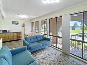 Holiday Rental for 5 People in Batemans Bay, New South Wales, Photo 3
