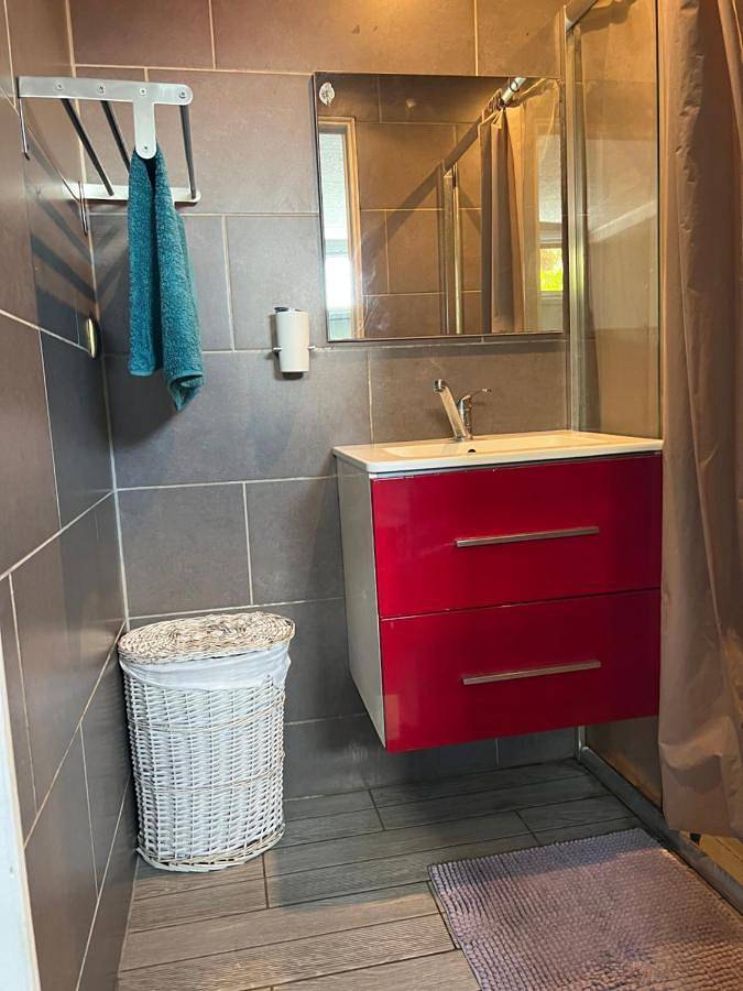 Gîte pour 4 personnes, avec jardin et terrasse dans Cambuston - 3