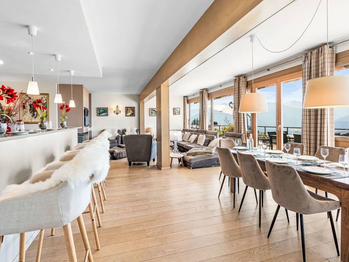 Vacation rental for 6 people in Montana (Switzerland)