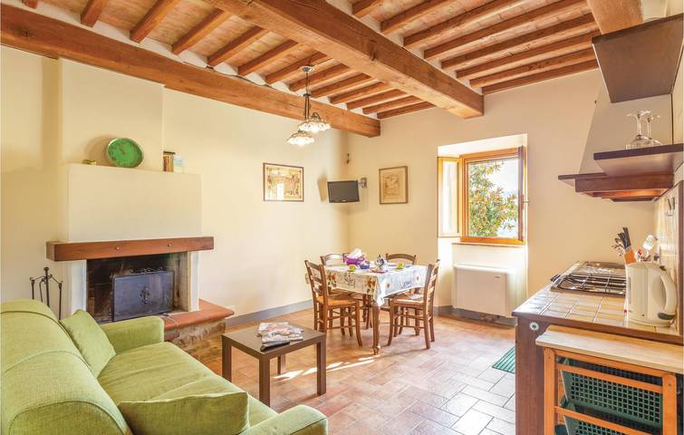 Appartamento intero, Rifugio sul fiume con piscina e vista in Anghiari, Valtiberina