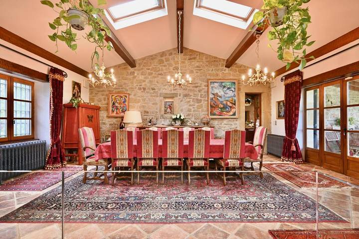 Location de vacances pour 15 personnes, avec jacuzzi ainsi que piscine et jardin, adapté aux familles à Castelreng - 3