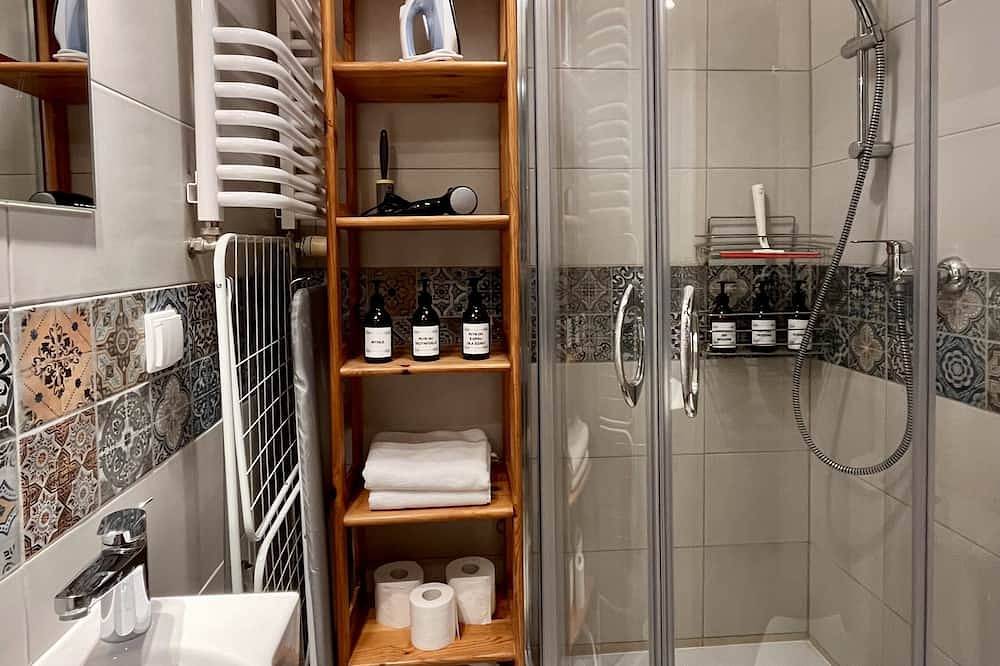 Ganze Wohnung, Apartment mit göttlicher Küche in Bahnhofsnähe für Reisende und Geschäftsbesuche in Bromberg, Kujawien-Pommern