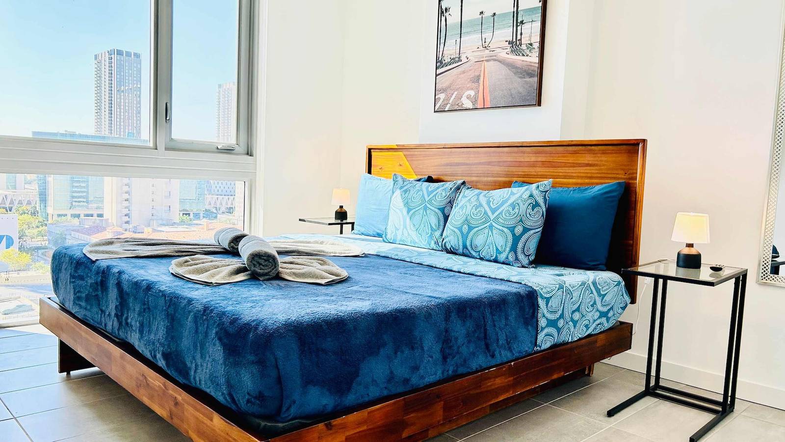 Entire apartment, Relax Above Miami   Skyline Views  Gym   Pool in Miami, Florida