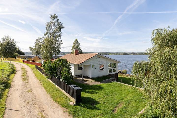 Hus för 6 Personer med trädgård in Vimmerby