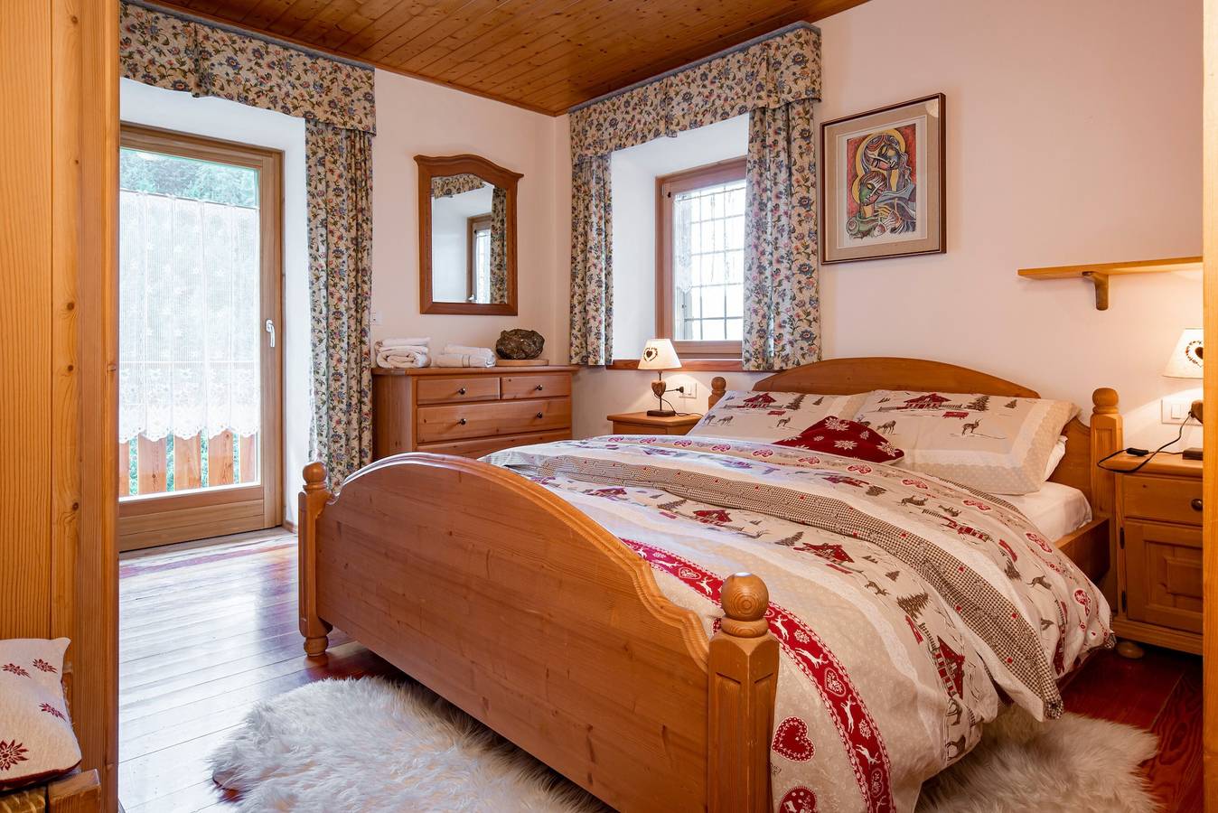 Chalet "Baita dei Minatori Val dei Mocheni" with Mountain View, Private Terrace & Wi-Fi in Palù del Fersina, Valsugana