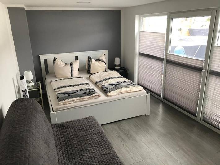 Ferienwohnung für 2 Personen, mit Ausblick und Garten sowie Terrasse in Schlaubetal